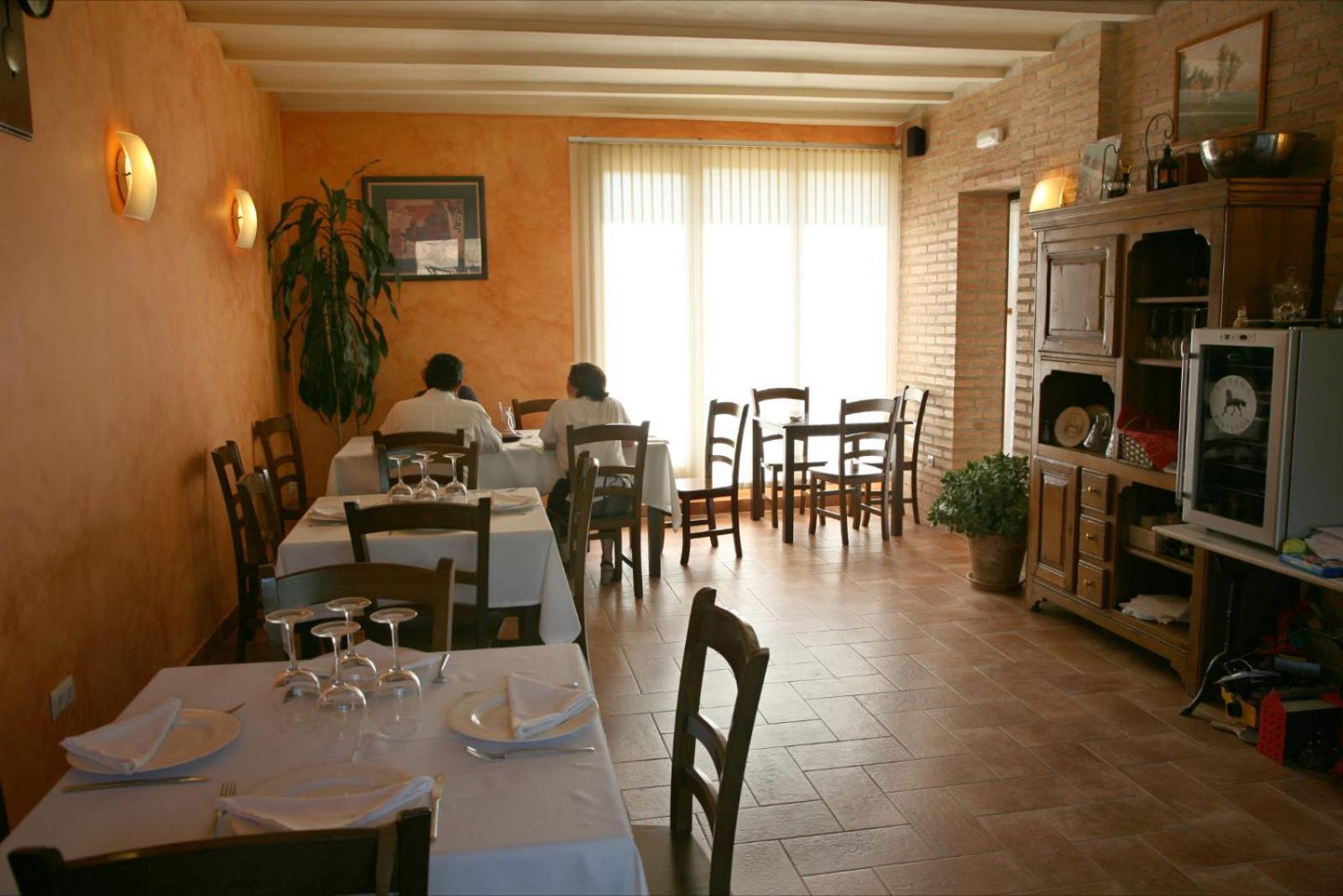Hostal La Fuente Buera Εξωτερικό φωτογραφία