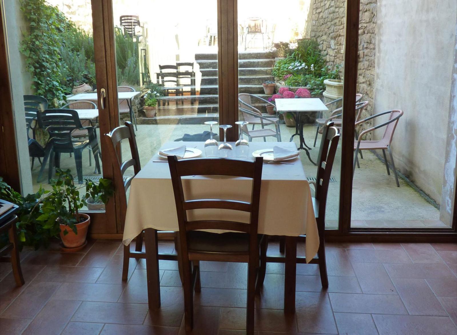 Hostal La Fuente Buera Εξωτερικό φωτογραφία