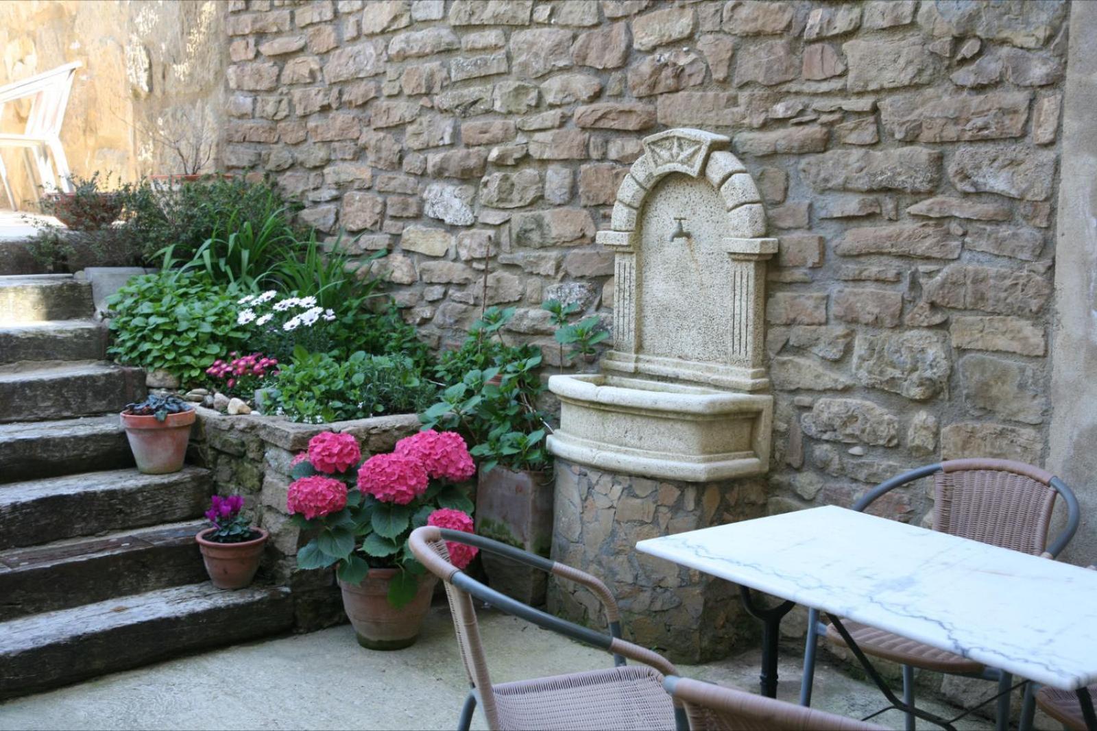 Hostal La Fuente Buera Εξωτερικό φωτογραφία