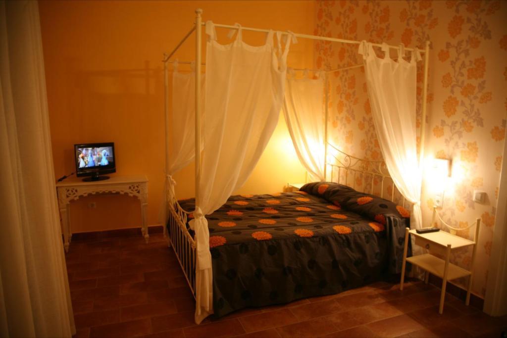 Hostal La Fuente Buera Εξωτερικό φωτογραφία